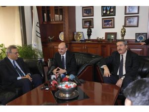 Müezzinoğlu, Sağlıkta Türkiye Ve Yunanistanı Karşılaştırdı