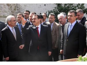 Bakan Ergin Hatay’da