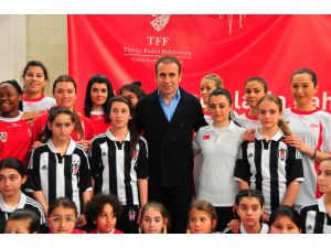 Türkiye Futbol Federasyonundan 8 Mart Dünya Kadınlar Günü Etkinliği