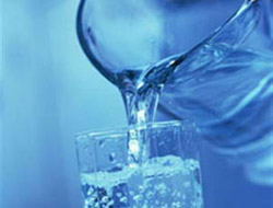 Yaz Sıcağından Su İçerek Korunun!