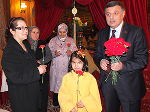 Camiler Kadınlara Göre Yeniden Dizayn Edilmeli