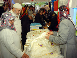 Hulusi Efendi Vakfı Kermesi Açıldı 