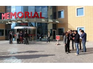 Bdp Genel Başkanı Demirtaş’ın Hastaneye Kaldırılması