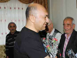 Milletvekilleri Huzurevini Ziyaret Ettiler