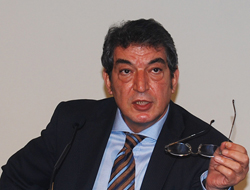 EMİN ADIMLARLA YÜRÜYORUZ