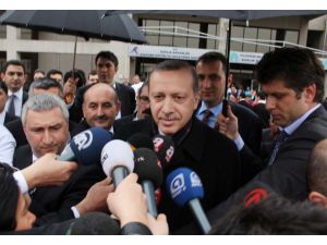 Başbakan Erdoğan Atatürk Hastanesinden Ayrıldı