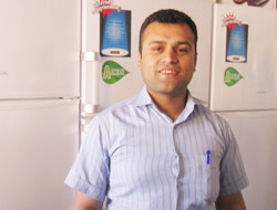 Millet Üzerine Düşeni Yaptı, Sıra Vekillerde