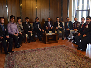 Allah Bu Millete Bir Kez Daha İstiklal Marşı Yazdırmasın !