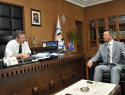 Milli Eğitim’den Başkan Poyraz’a Plaket