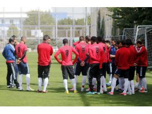 Mersin İdmanyurdu, İstanbul Büyükşehir Belediyespor Maçının Hazırlıklarına Başladı