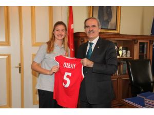 Yıldız Millilerden Başkan Altepe’ye Teşekkür Ziyareti