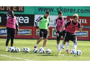 Beşiktaş, Kasımpaşa Maçı Hazırlıklarını Sürdürüyor