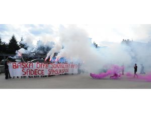 ‘futbolcu Abi, Dersimize Geldi’