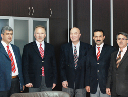 Öğretmenler ter döktü