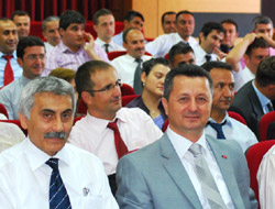 Başarılı Öğretmenler Ödüllendirildi