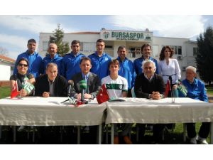 Bursaspor’da Ertuğrul Ersoy İmzayı Attı
