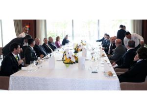 Fenerbahçe’den Vıktorıa Plzen Yöneticilerine Yemek