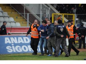 Emin Kar’dan Taraftara Çağrı