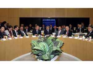 Bakan Yıldız Elektrik Dağıtım Özelleştirmelerini Değerlendirdi