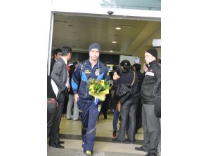 Fenerbahçe’ye Antalya’da Coşkulu Karşılama