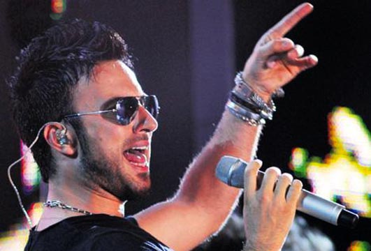Tarkan Antalyayı salladı