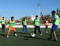 Yaz Futbol Okulunu Açtı