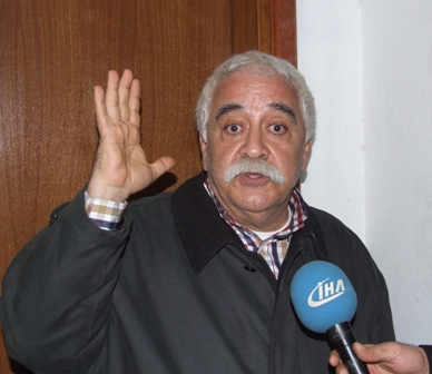 Levent Kırca ekranlara dönüyor