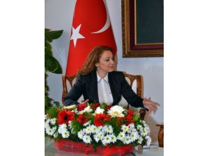 Atasoy: Türkiye Başkanlık Sistemine Geçmeli