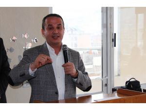 Ak Parti İzmir Milletvekili Şengül’den Metro Çıkışı