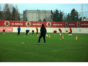 İstanbul Büyükşehir Belediyespor, Galatasaray Maçı Hazırlıklarına Başladı
