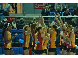 Acıbadem Bayanlar Voleybol 1. Ligi