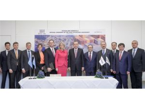 Başbakan Erdoğan Ve Schmıdt’ten Petkim Konteyner Limanı’na Tam Destek