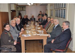 Trabzonspor Kurucuları Ve Eski Başkanları Biraraya Geldi
