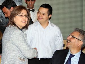 Down Sendromlu Semazenlerin Gösterisi Büyüledi