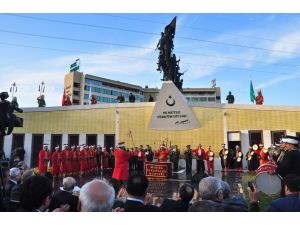 Bahçeli Açılışını Yaptığı Hizmet Yerlerini Gezdi