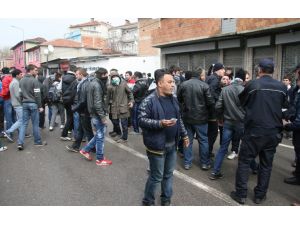 Amatör Maçta Taş Yağmuru