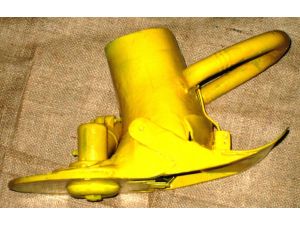 Öğretmen, Çay Biçme Makinesi Geliştirdi Ve Patentini Aldı