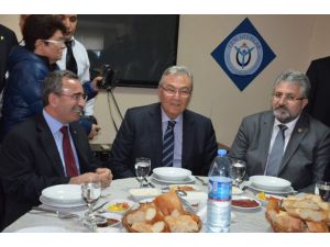 Deniz Baykal Kayseri’de