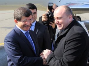 Dışişleri Bakanı Davutoğlu Batum’da