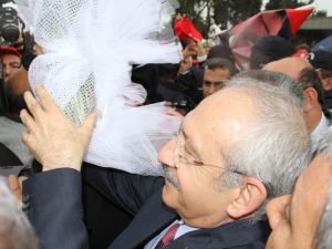 Adanada Kılıçdaroğlu İzdihamı
