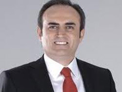 Ünalın İsmi Caddeye Verildi