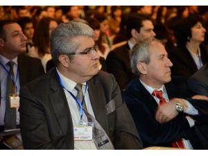 Azerilere Yönelik Katliamlar Baküde Masaya Yatırıldı