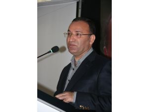 Başbakan Yardımcısı Bekir Bozdağ, Almanya’da 8 Türk’ün Yanarak Öldüğü Dava Hakkında Konuştu