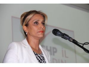 Zaimoğlu’ndan Buruk Kutlama