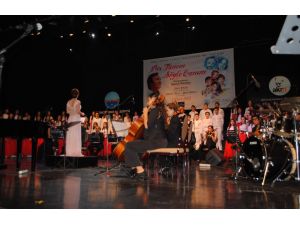 Erol Evgin, 44’üncü Sanat Yılını Büyükçekmece’de Kutladı