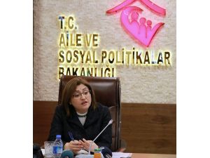 Bakan Şahinden Sevgi Evinde Şiddet Açıklaması