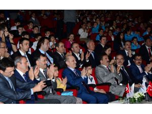 Bakan Bayraktar: “öğrenciler Sayesinde Çevreciliği Biz Daha İleriye Götüreceğiz”