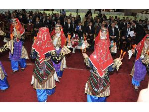 Bakan Eroğlu Uşak’ta 8 Tesisin Açılışını Yapıp, 13 Tesisin Temelini Attı