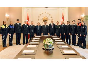 İçişleri Bakanı Güler Ve Emniyet Teşkilatı Çankaya Köşkü’nde