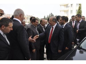 Ak Parti Genel Başkan Yardımcısı Hüseyin Çelik: